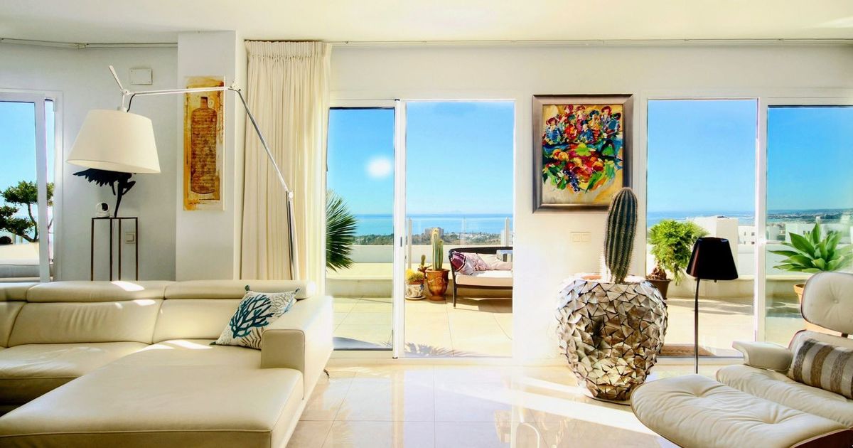 Penthouse Duplex in Altos de los Monteros, Altos de los Monteros, 12/12