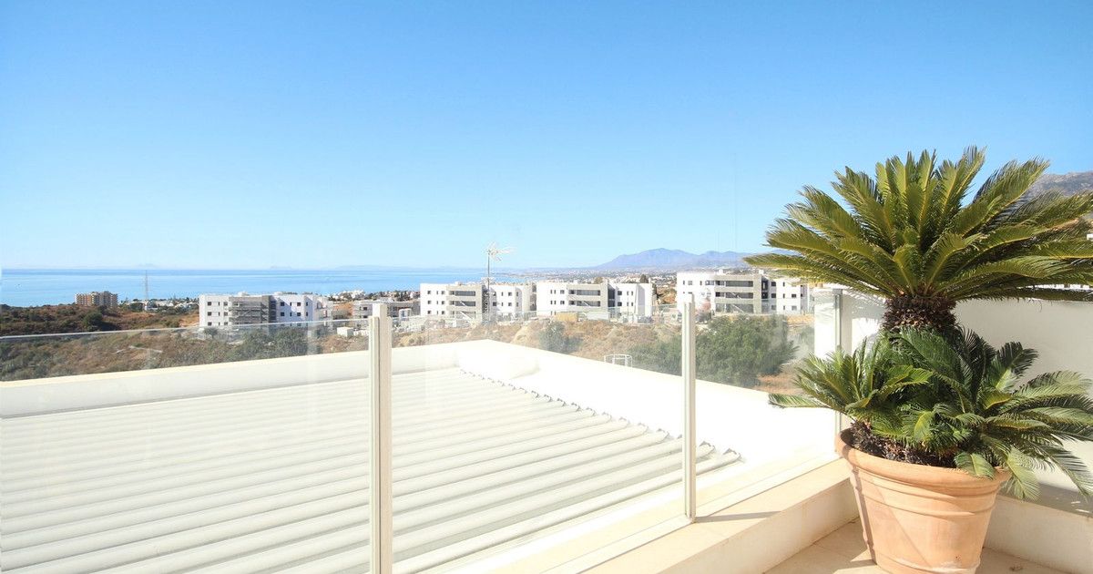Penthouse Duplex in Altos de los Monteros, Altos de los Monteros, 5/12