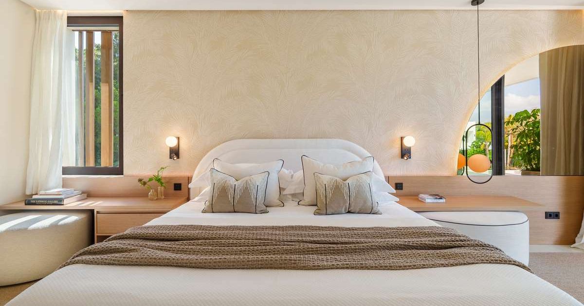 Villa in Marbella, Marbella, 2/12
