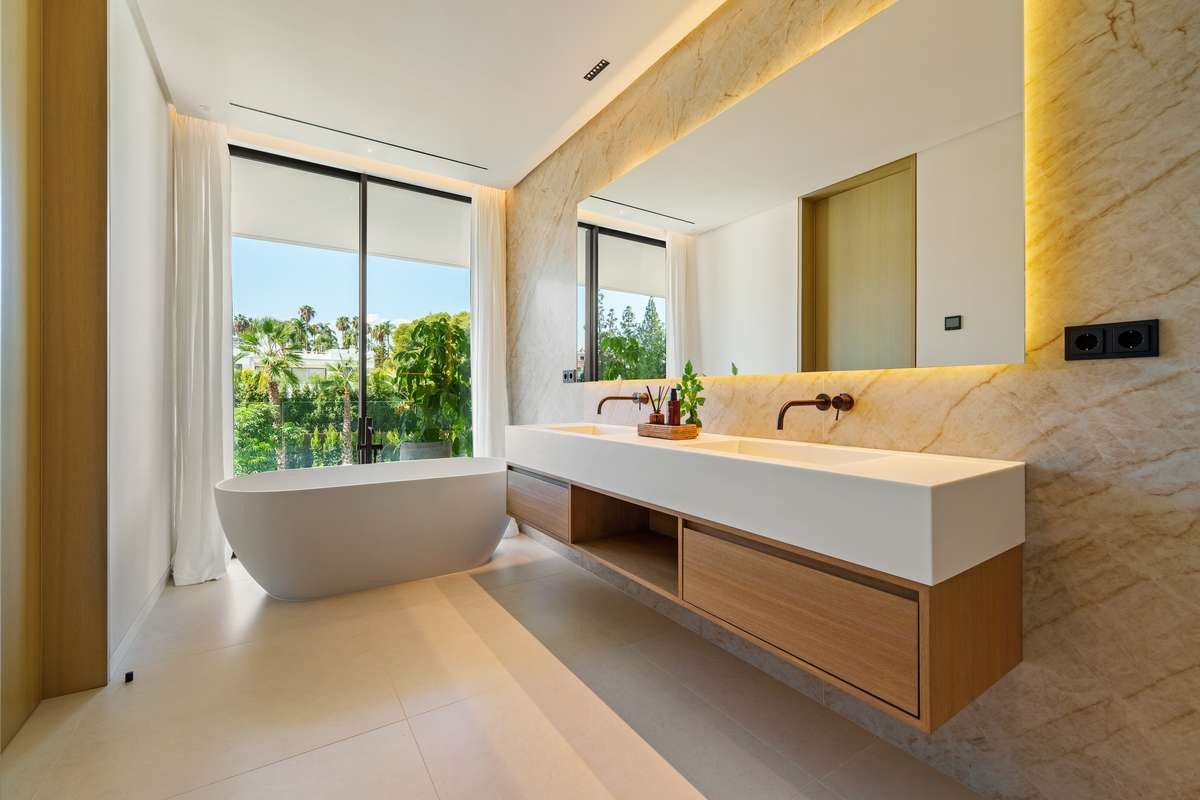 Villa in Marbella, Marbella, 8/12