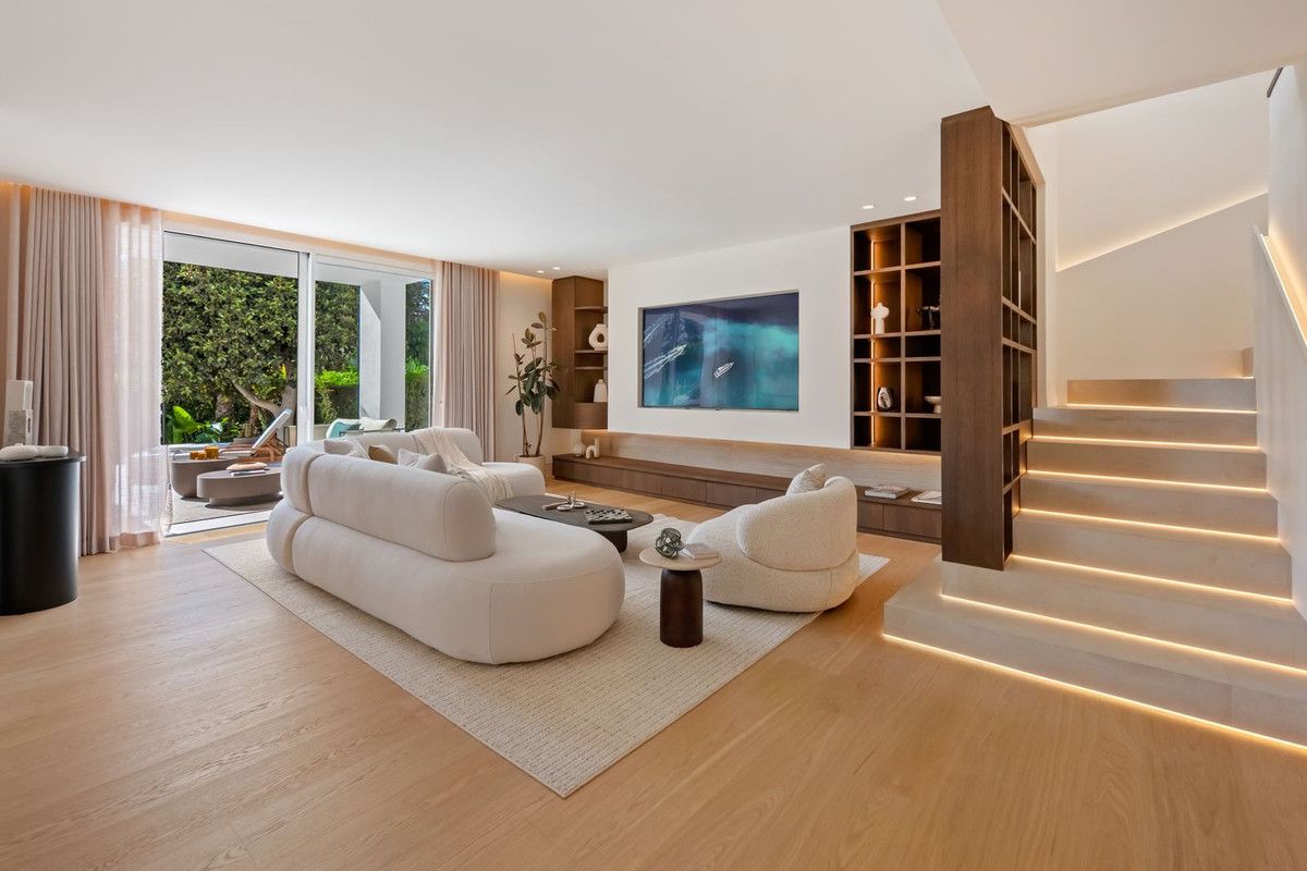 Duplex i Nueva Andalucía, Nueva Andalucía, 2/12