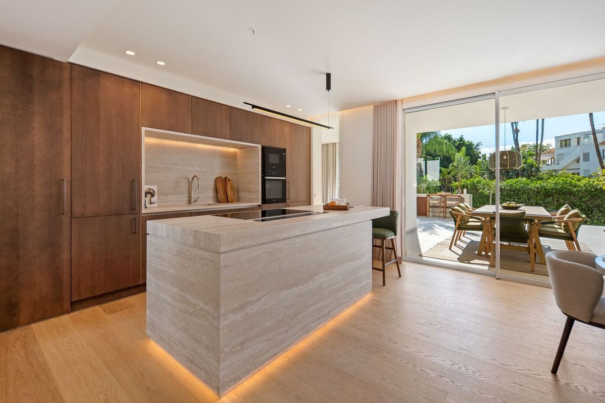 Duplex i Nueva Andalucía, Nueva Andalucía, 6/12