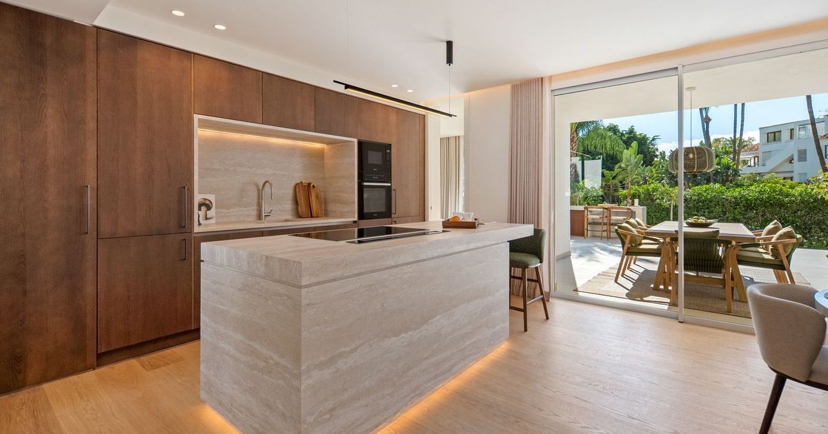 Duplex i Nueva Andalucía, Nueva Andalucía, 6/12