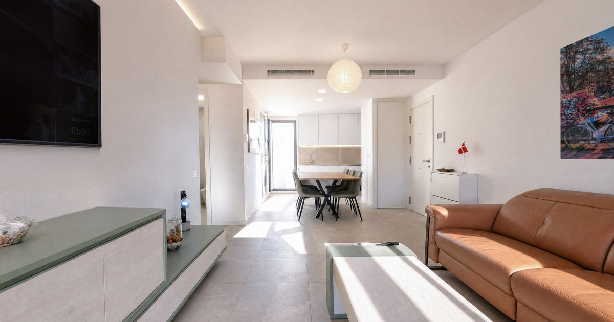 Middle Floor Apartment in Carvajal, Carvajal, 8/12