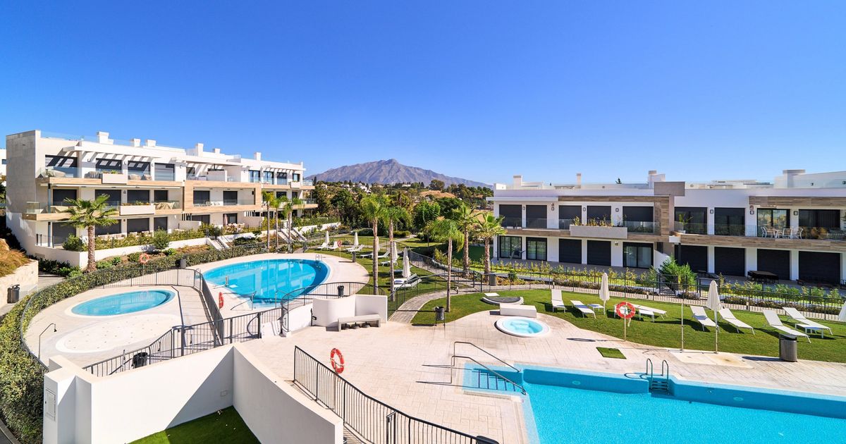 Апартаменты в Estepona, Atalaya, Estepona, 1/12