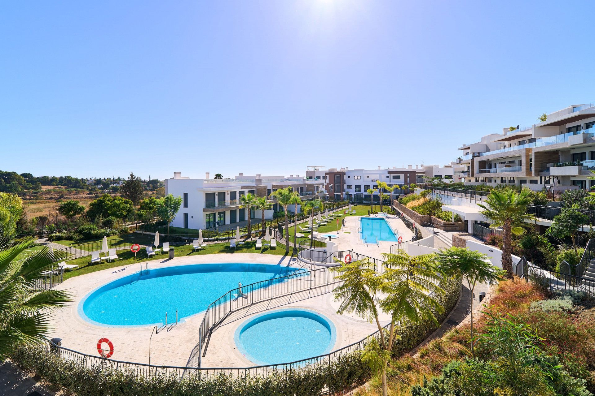 Апартаменты в Estepona, Atalaya, Estepona, 2/12