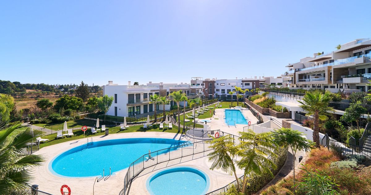 Апартаменты в Estepona, Atalaya, Estepona, 2/12