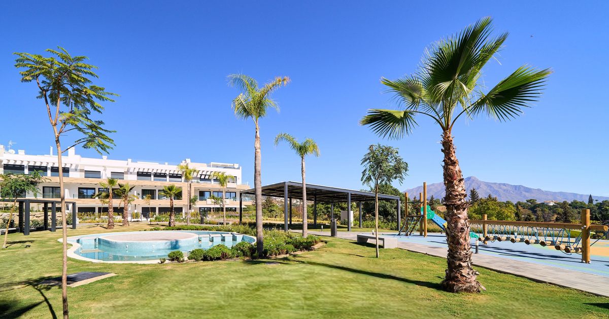 Апартаменты в Estepona, Atalaya, Estepona, 7/12