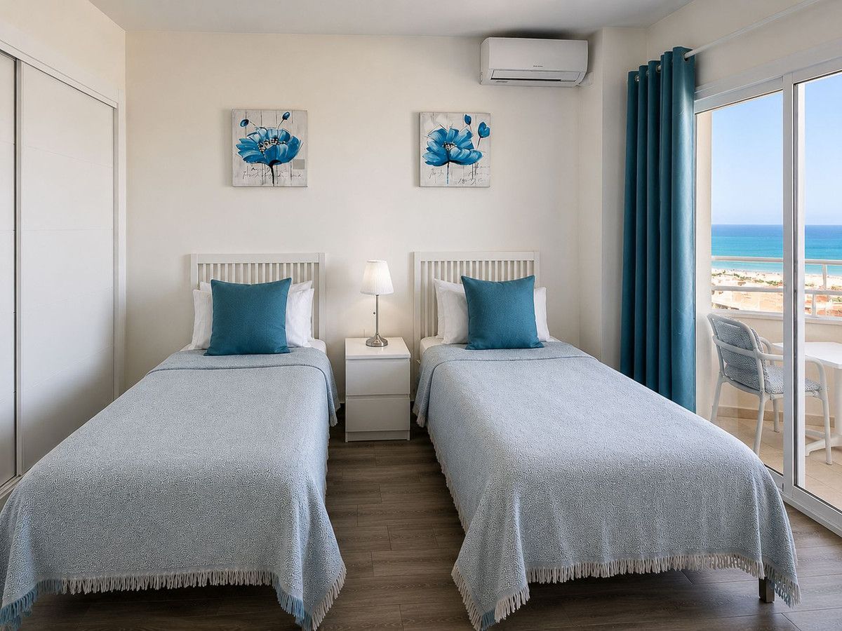 Квартира на среднем этаже в Fuengirola, Fuengirola, 3/7