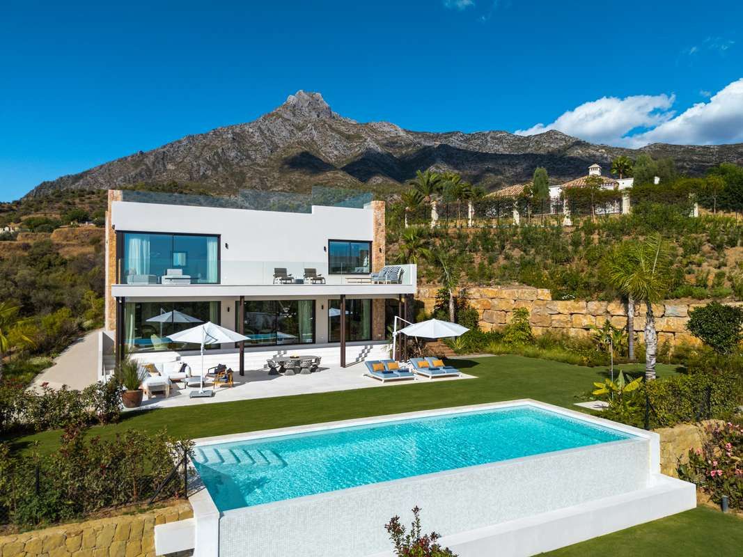 Вилла в Marbella, Marbella, 1/12
