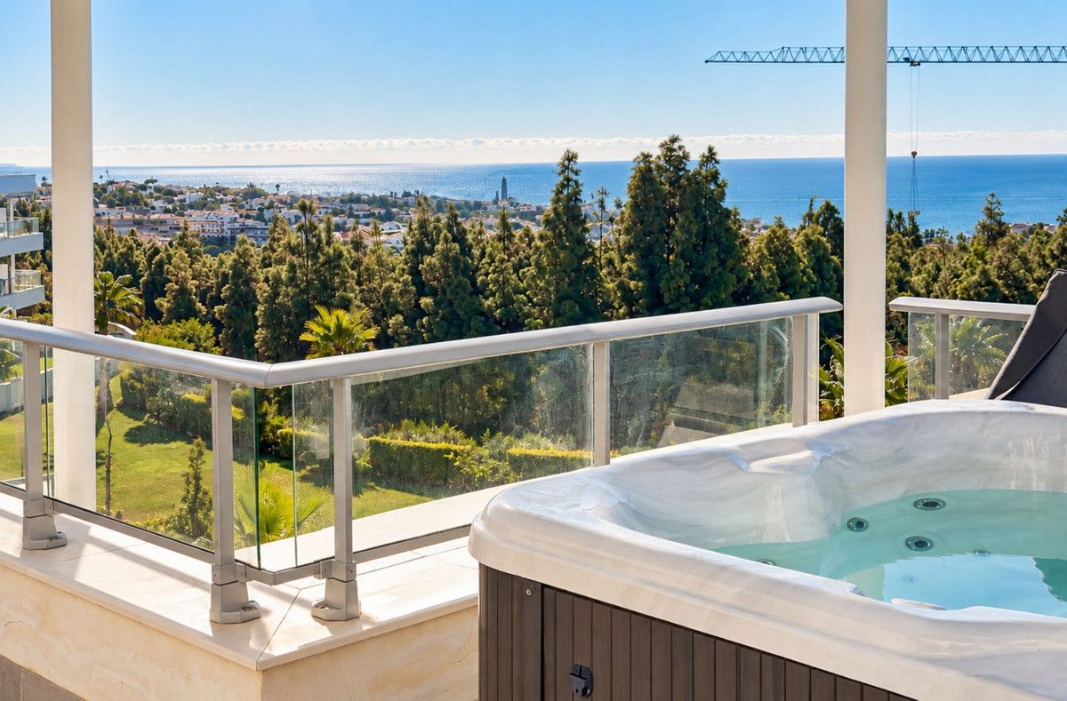 Penthouse in Las Lagunas, Las Lagunas, 2/12