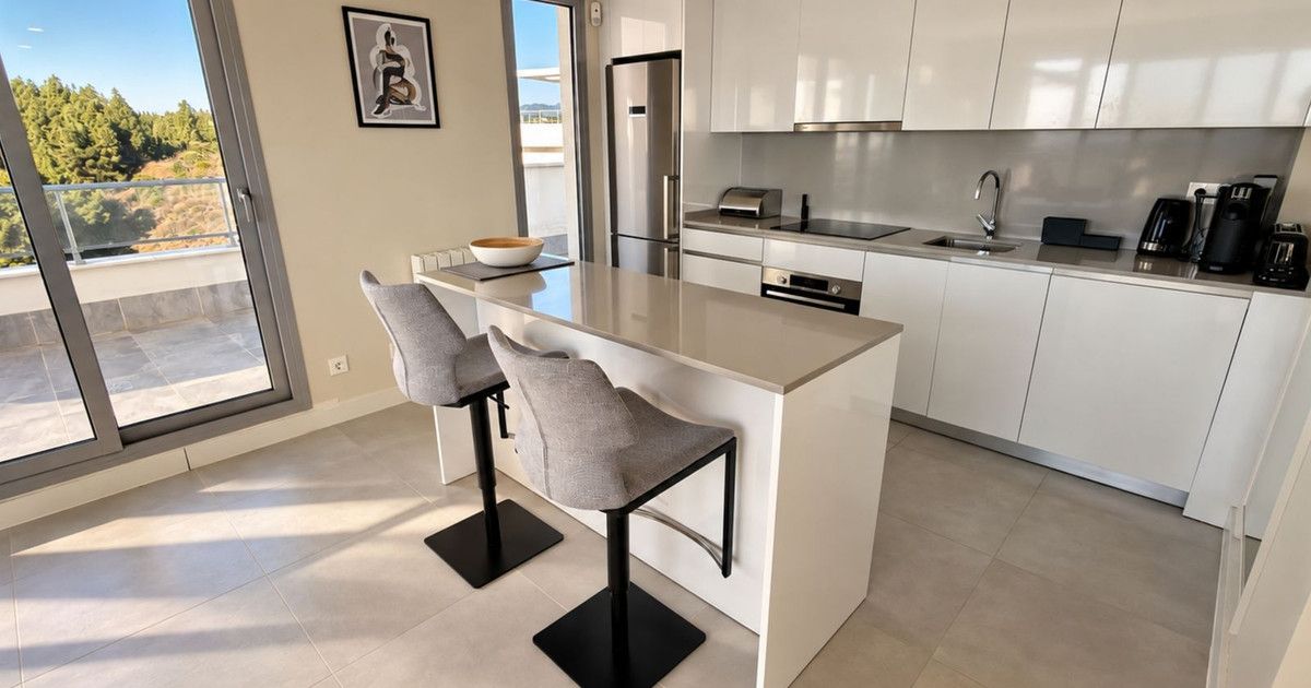 Penthouse in Las Lagunas, Las Lagunas, 11/12