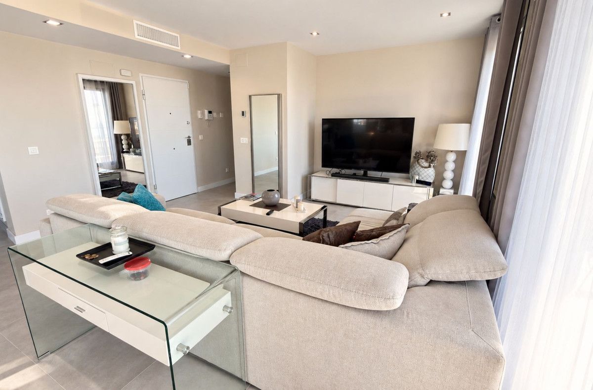 Penthouse in Las Lagunas, Las Lagunas, 8/12