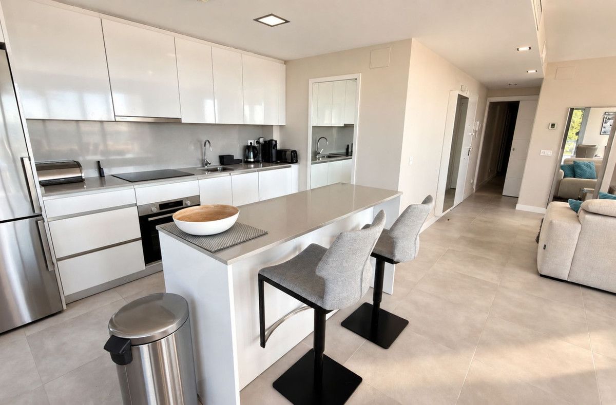 Penthouse in Las Lagunas, Las Lagunas, 10/12