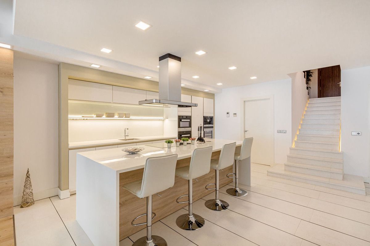 Ground Floor Apartment in Puerto Banús, Puerto Banús, 7/12