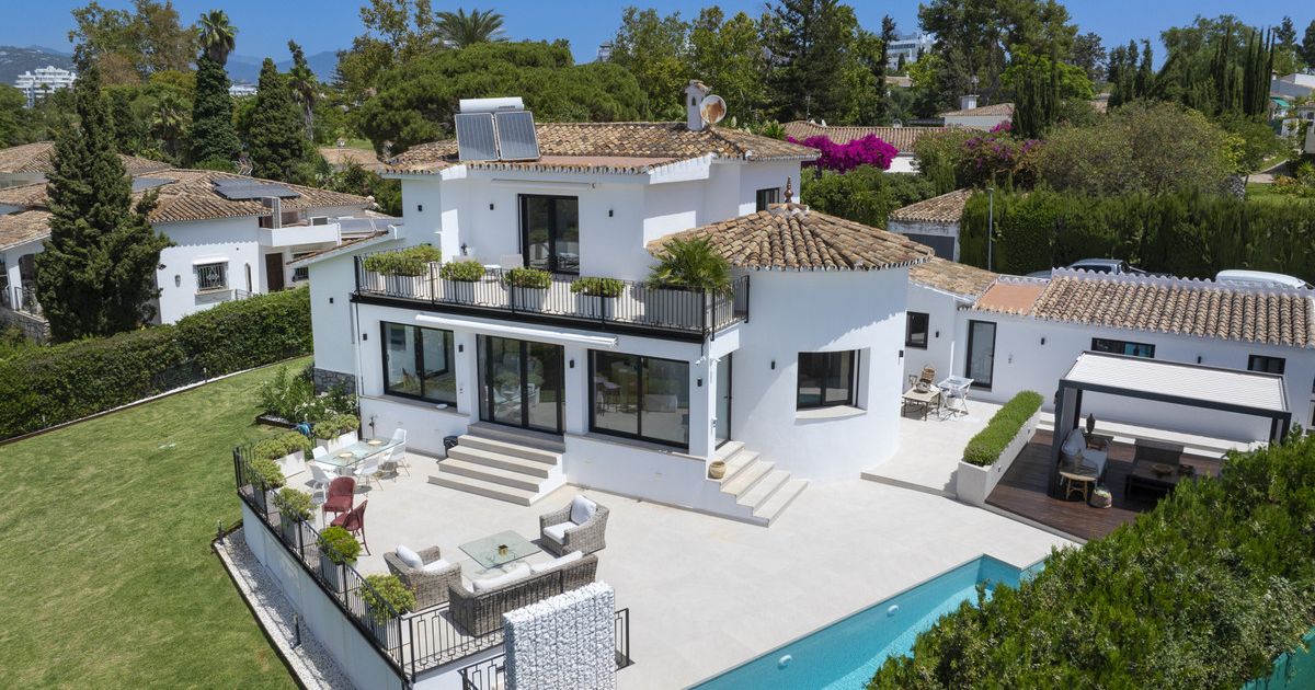 Vrijstaande Villa in Guadalmina Alta, Guadalmina Alta, 1/12