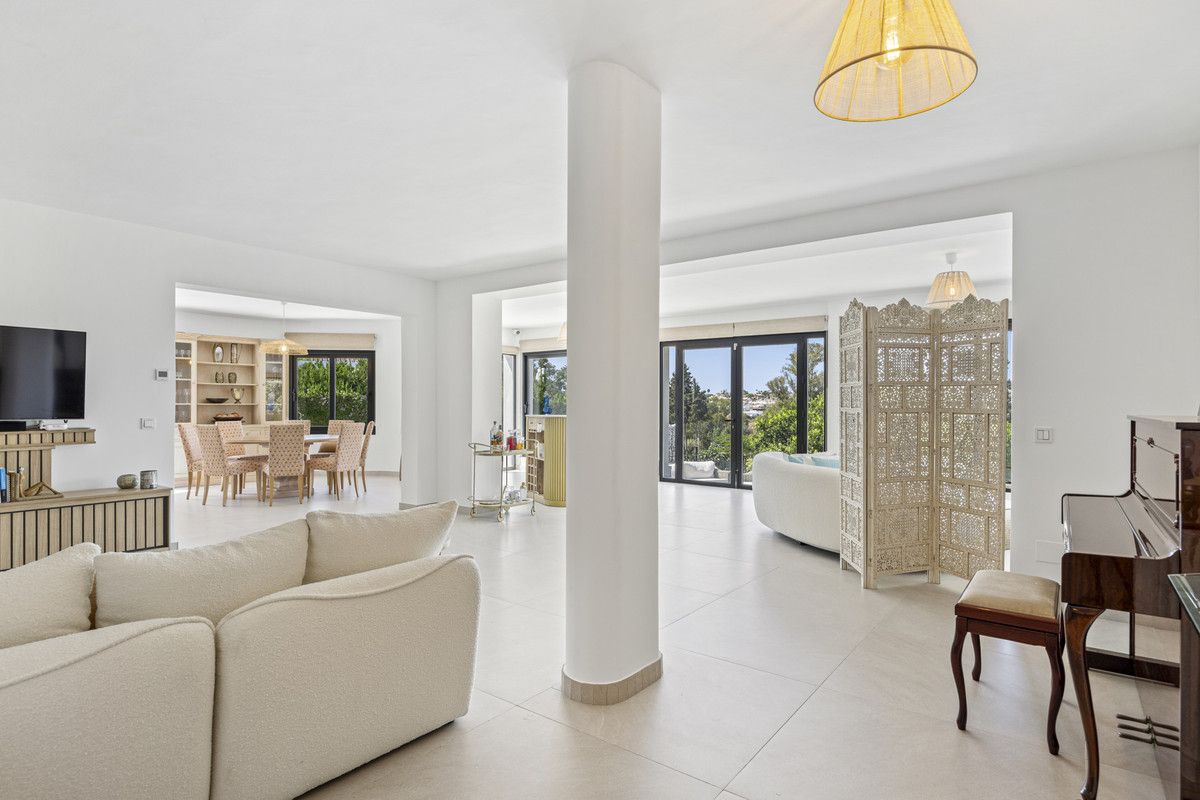 Vrijstaande Villa in Guadalmina Alta, Guadalmina Alta, 10/12