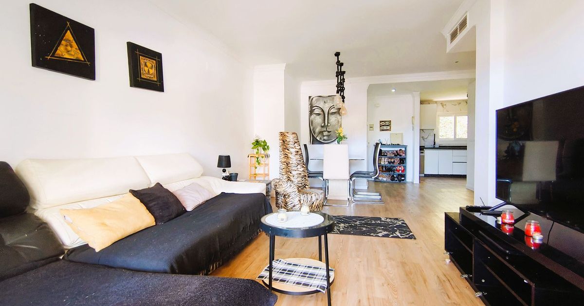 Middle Floor Apartment in La Quinta, La Quinta, 3/12