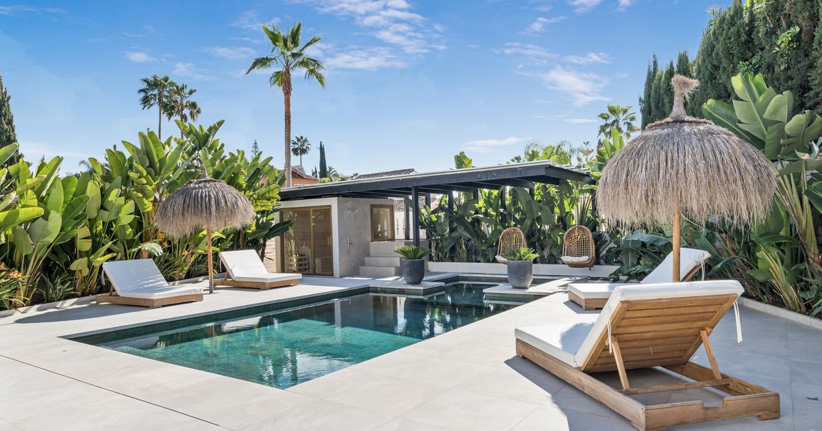 Villa in Nueva Andalucia, Nueva Andalucia, 2/12