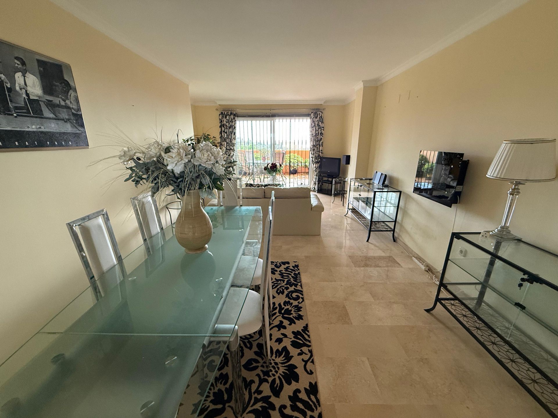 Apartment in Marbella East, Elviria, Marbella East, 7/12