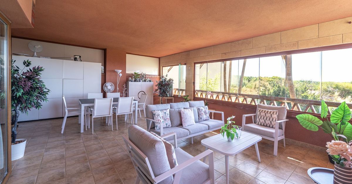 Middle Floor Apartment in Benalmadena, Benalmadena, 7/12