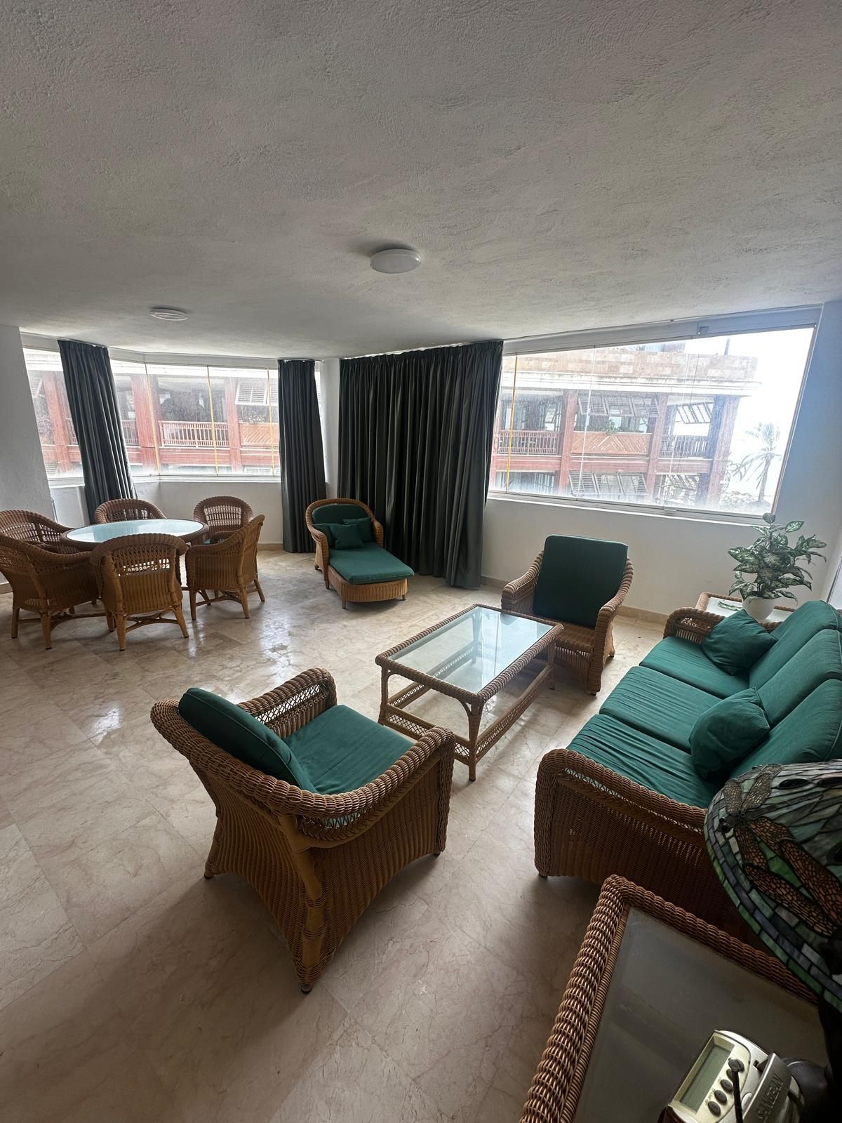 Middle Floor Apartment in Marbella, Marbella, 3/9