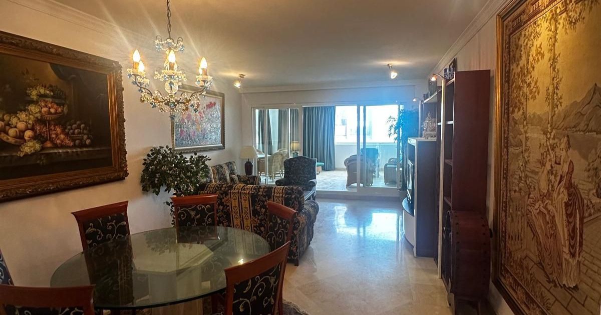 Middle Floor Apartment in Marbella, Marbella, 4/9