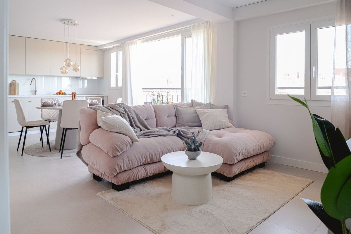 Apartamento en Planta Alta en Fuengirola, Fuengirola, 3/12