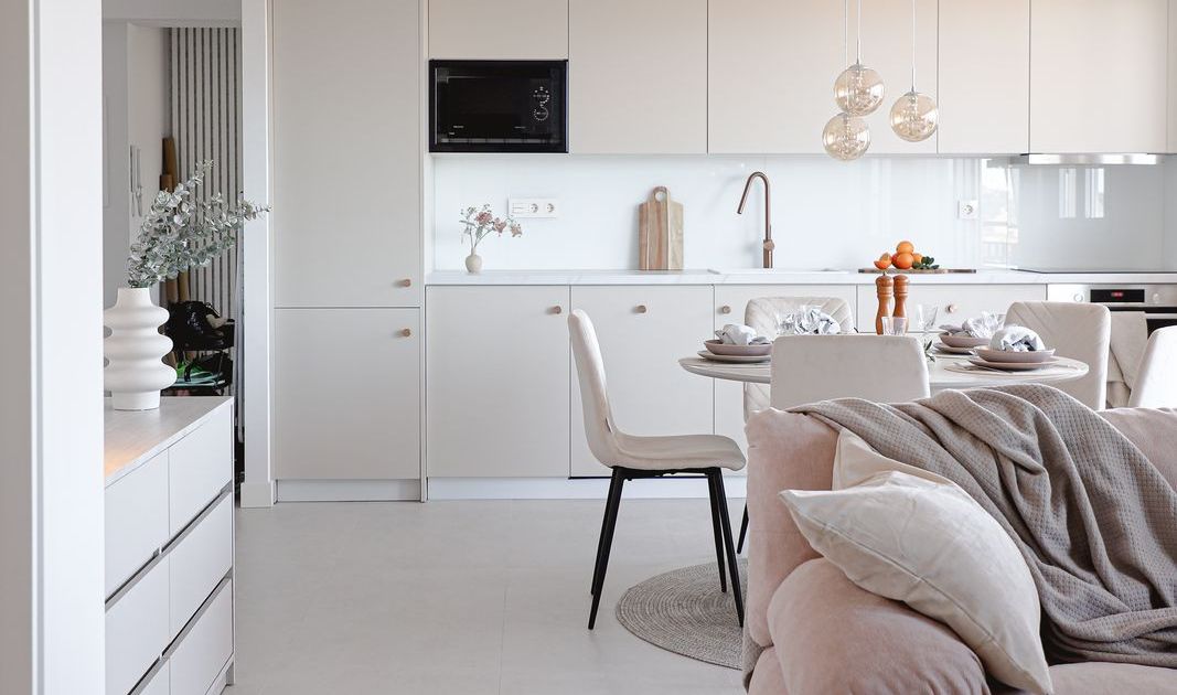 Apartamento en Planta Alta en Fuengirola, Fuengirola, 4/12
