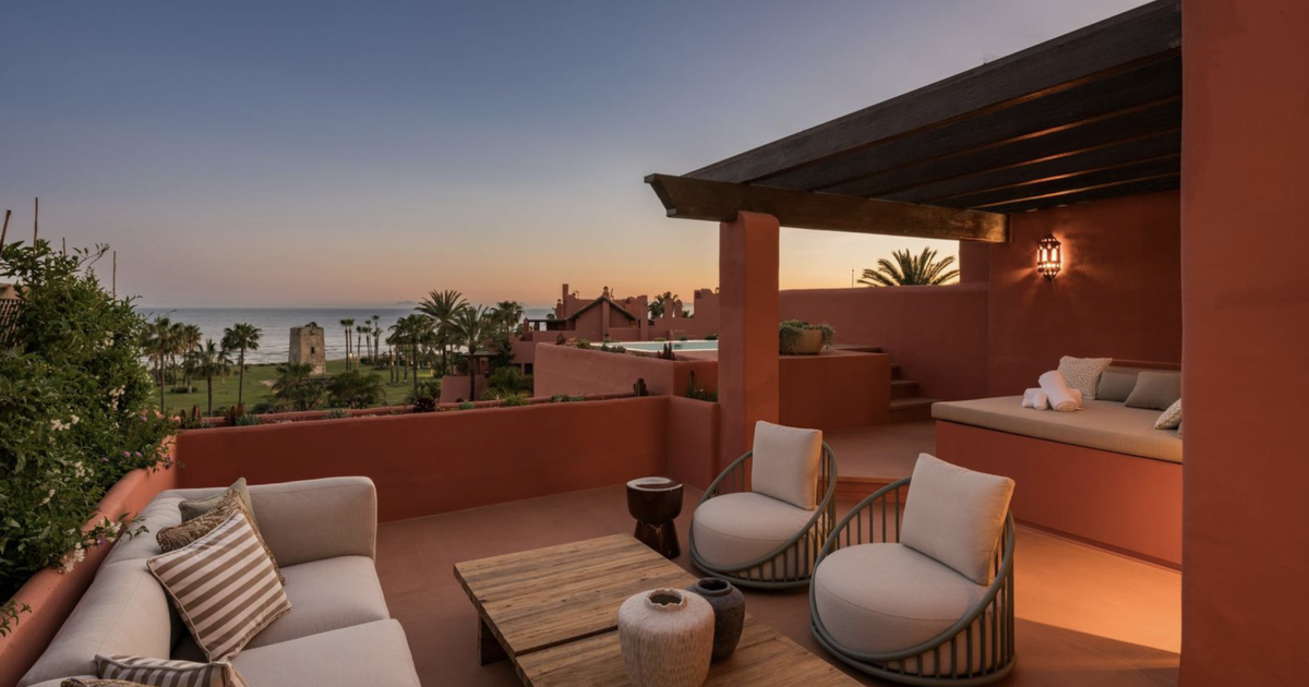 Penthouse in Estepona, Torre Bermeja, Estepona, 2/12