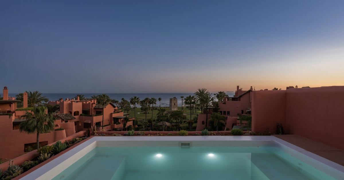 Penthouse in Estepona, Torre Bermeja, Estepona, 4/12