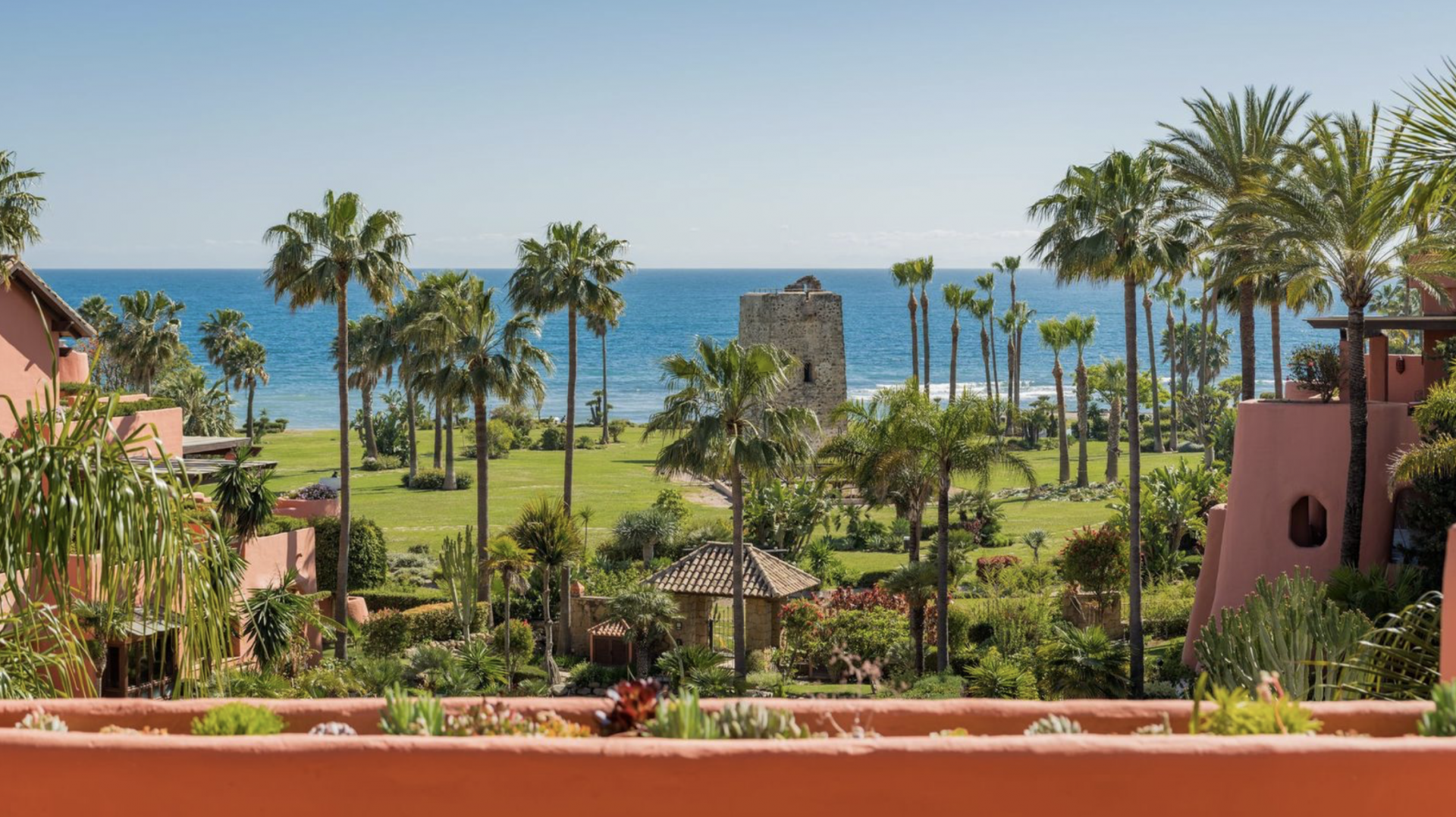 Penthouse in Estepona, Torre Bermeja, Estepona, 5/12