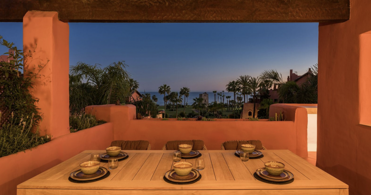 Penthouse in Estepona, Torre Bermeja, Estepona, 8/12