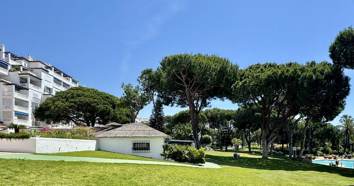 Mittelgeschoss-Apartment in Puerto Banús, Puerto Banús, 2/12