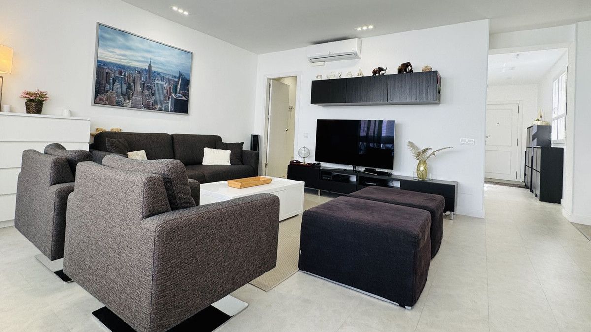 Mittelgeschoss-Apartment in Puerto Banús, Puerto Banús, 9/12