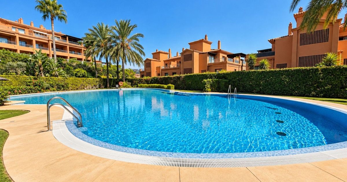 Erdgeschosswohnung in Estepona, Estepona, 3/12