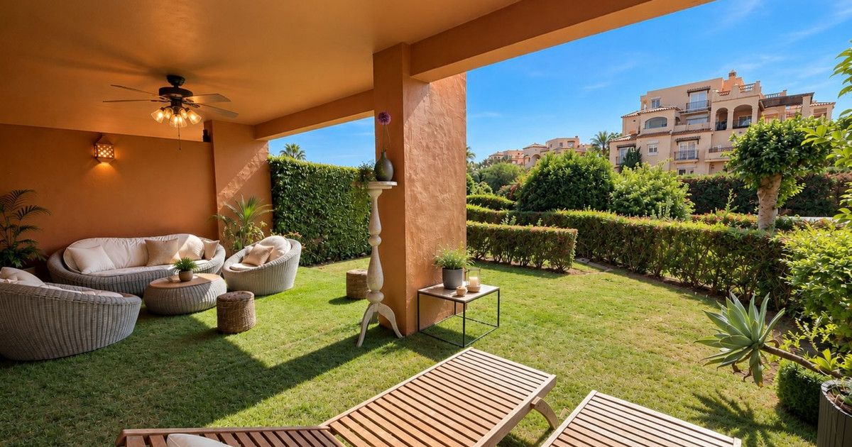 Erdgeschosswohnung in Estepona, Estepona, 4/12