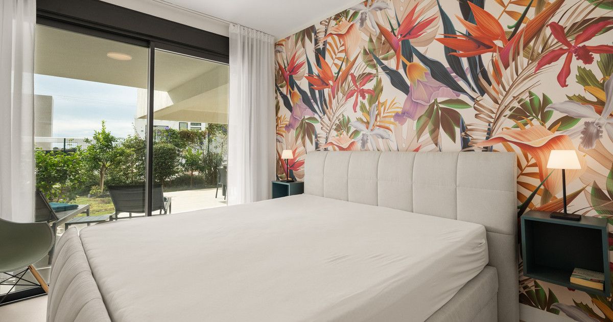 Middle Floor Apartment in Estepona, Estepona, 6/12