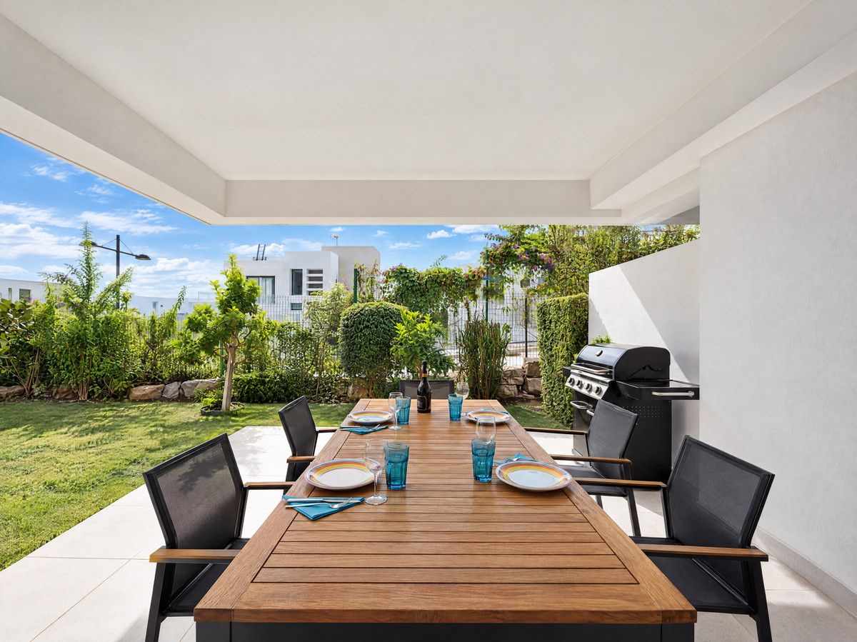Middle Floor Apartment in Estepona, Estepona, 7/12