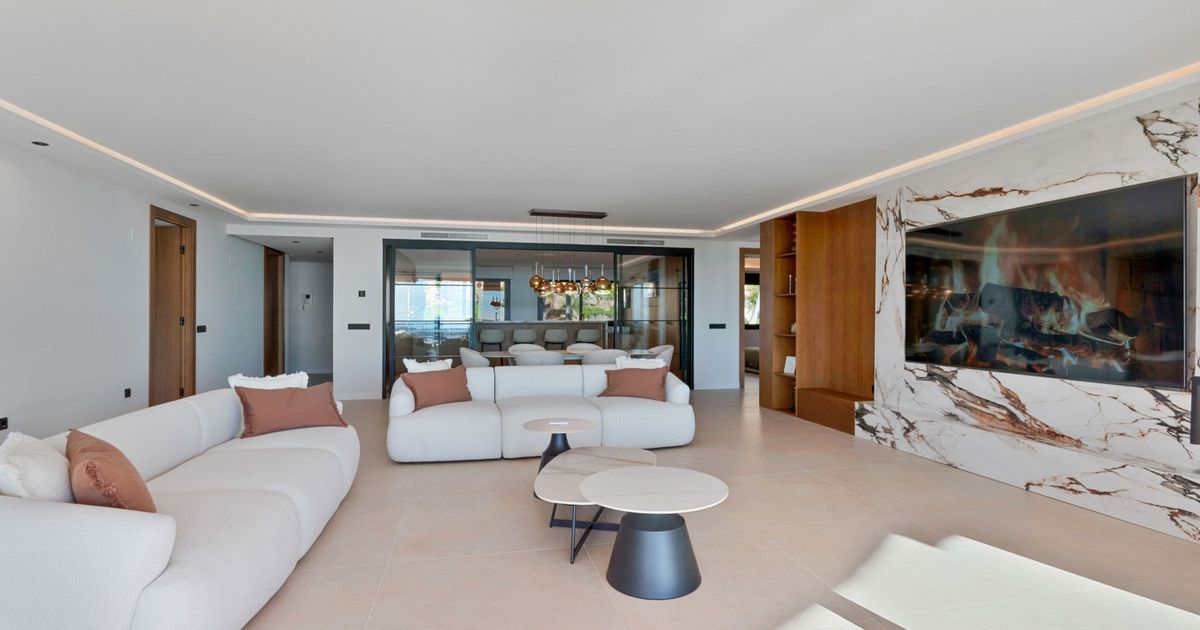 Middle Floor Apartment in Nueva Andalucía, Nueva Andalucía, 6/12