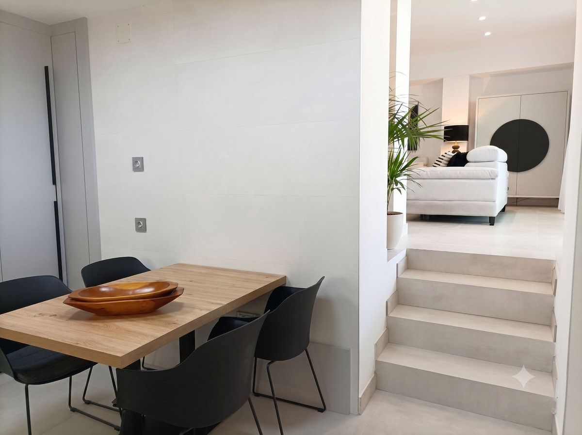 Apartamento en Planta Media en Torremolinos, Torremolinos, 5/12