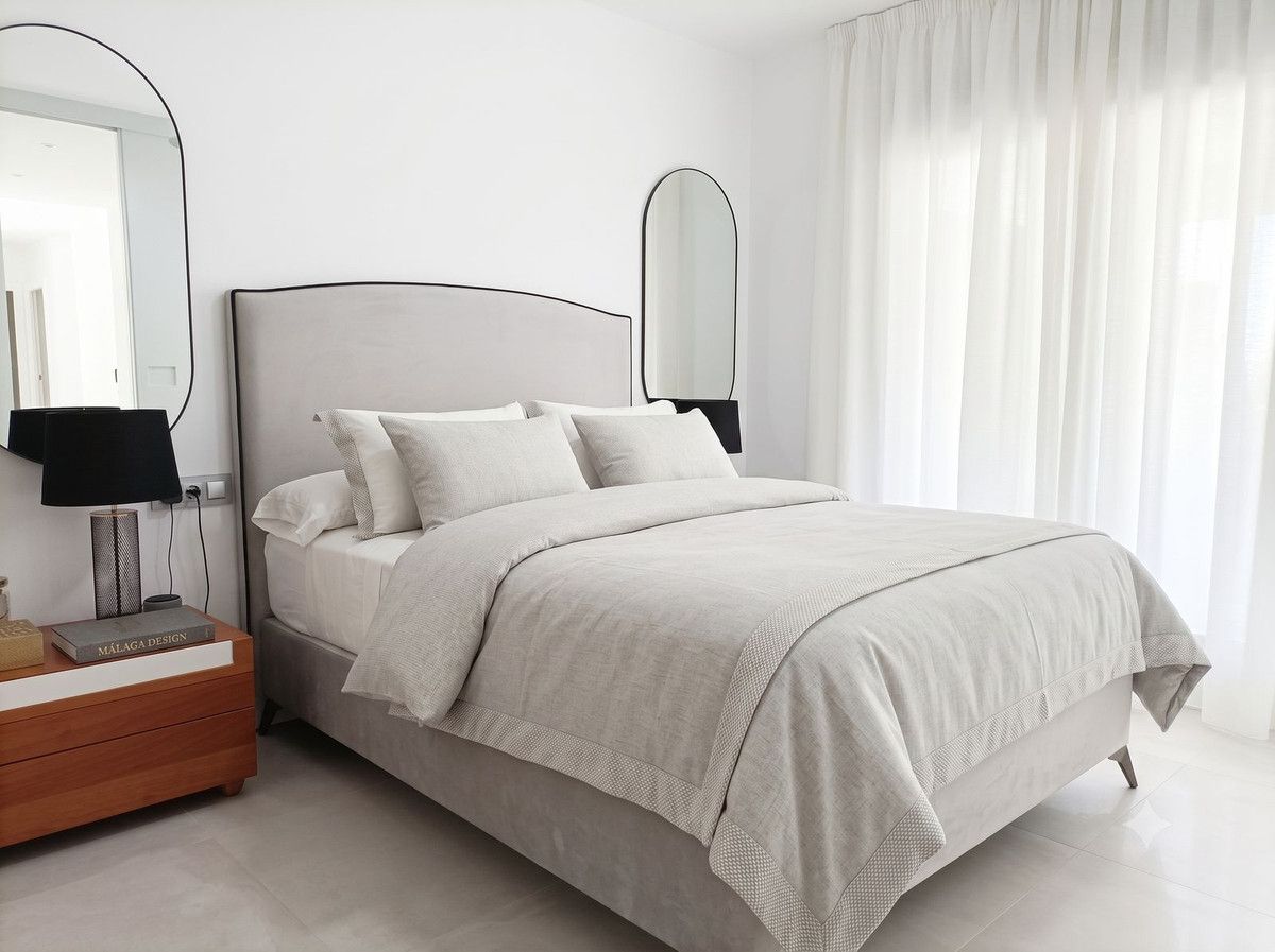Apartamento en Planta Media en Torremolinos, Torremolinos, 8/12