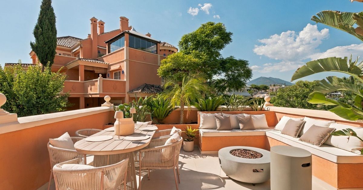 Penthouse Duplex in Nueva Andalucía, Nueva Andalucía, 7/12
