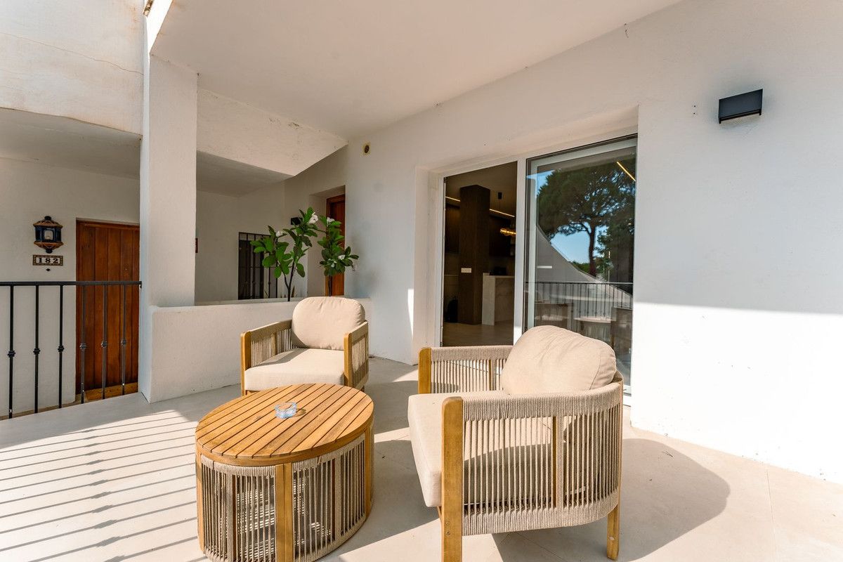 Gelijkvloers appartement in Aloha, Aloha, 3/12