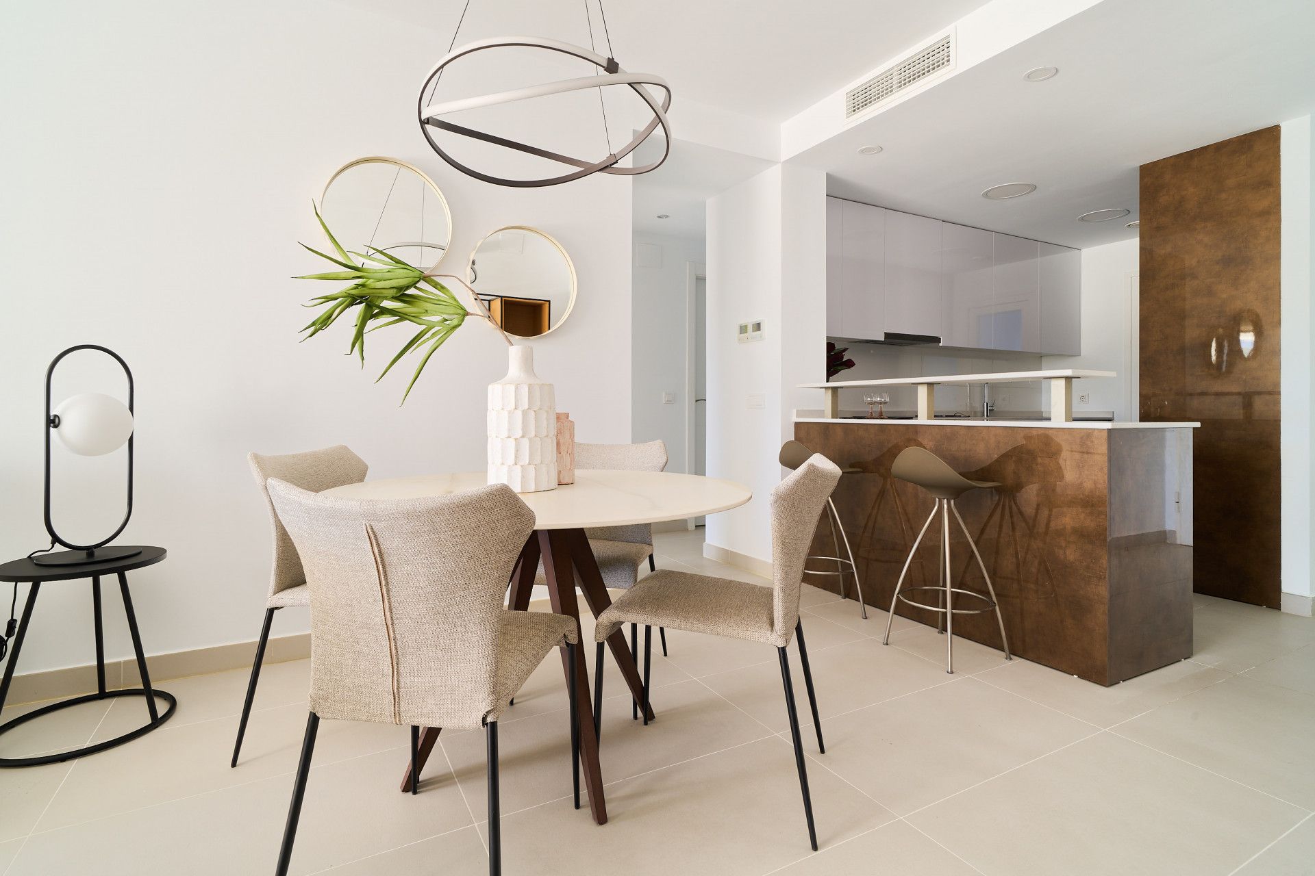 Ground Floor Apartment in Estepona, New Golden Mile, Estepona, 12/12