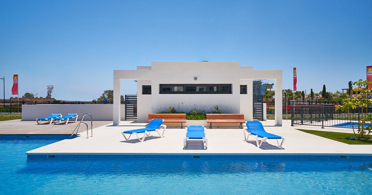 Ground Floor Apartment in Estepona, New Golden Mile, Estepona, 3/12
