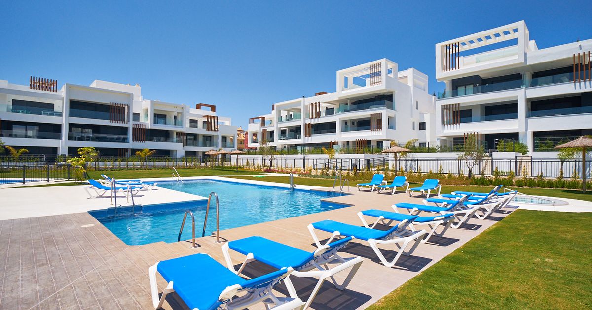 Ground Floor Apartment in Estepona, New Golden Mile, Estepona, 4/12