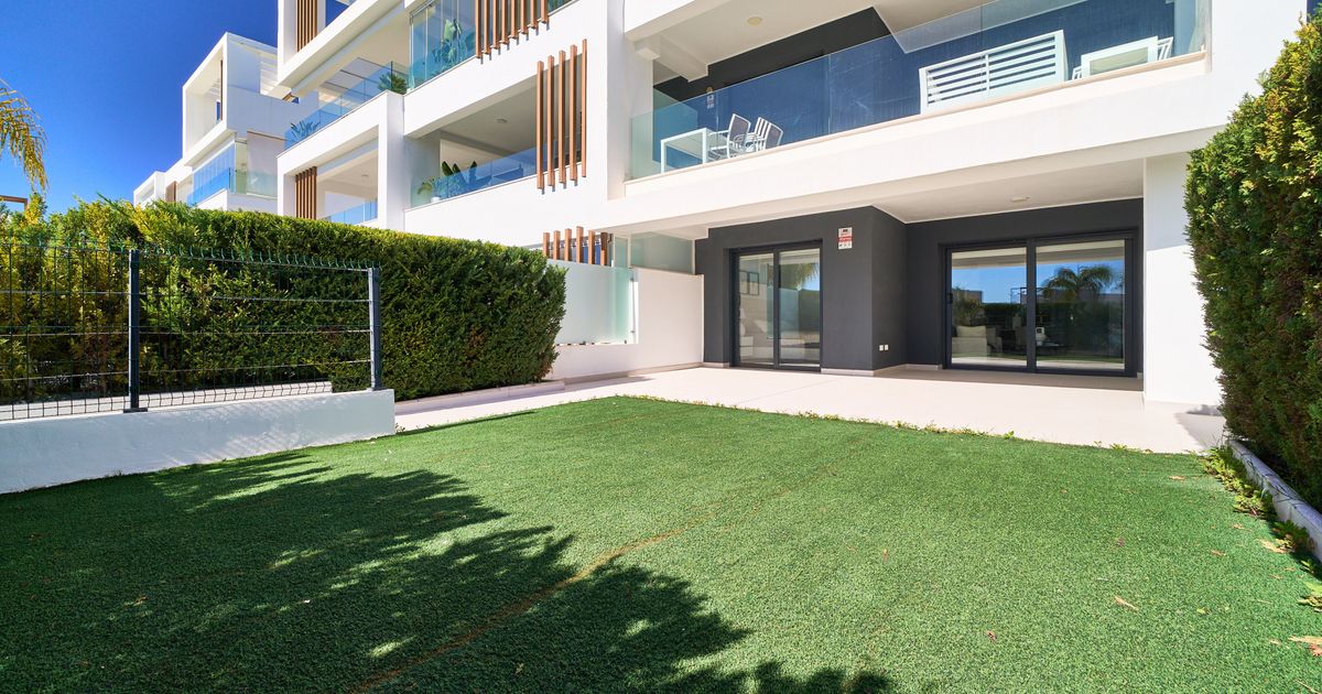 Ground Floor Apartment in Estepona, New Golden Mile, Estepona, 9/12