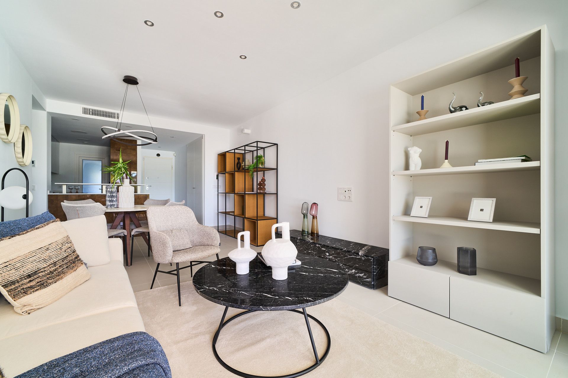 Ground Floor Apartment in Estepona, New Golden Mile, Estepona, 10/12