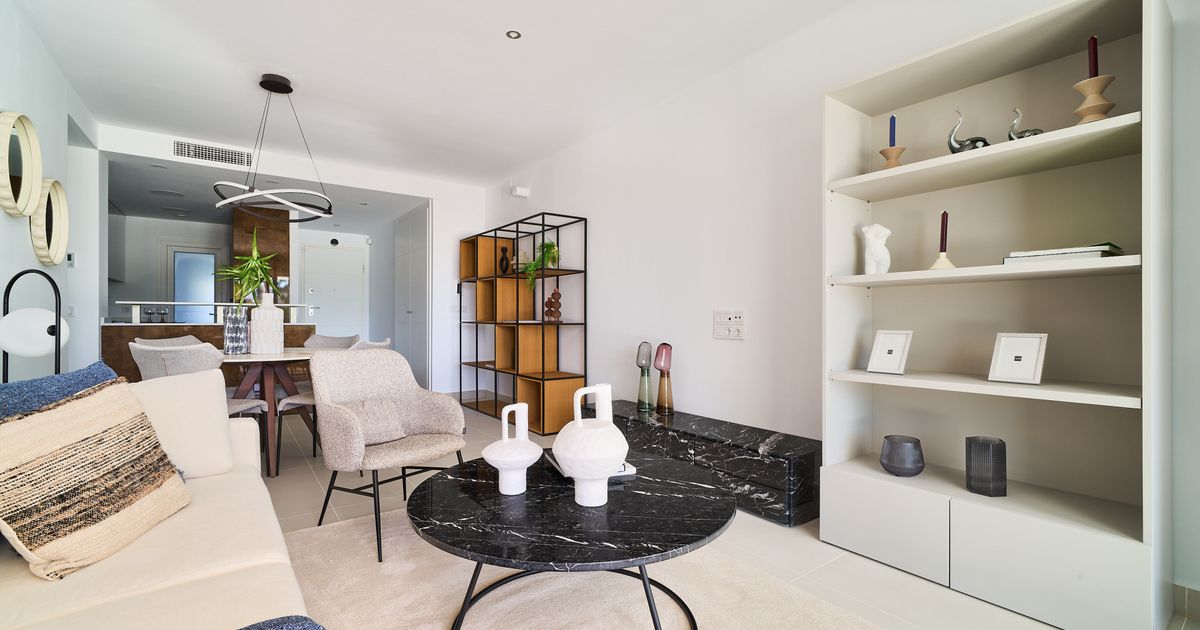 Ground Floor Apartment in Estepona, New Golden Mile, Estepona, 10/12